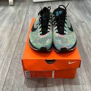 Nike Flyknit Racer